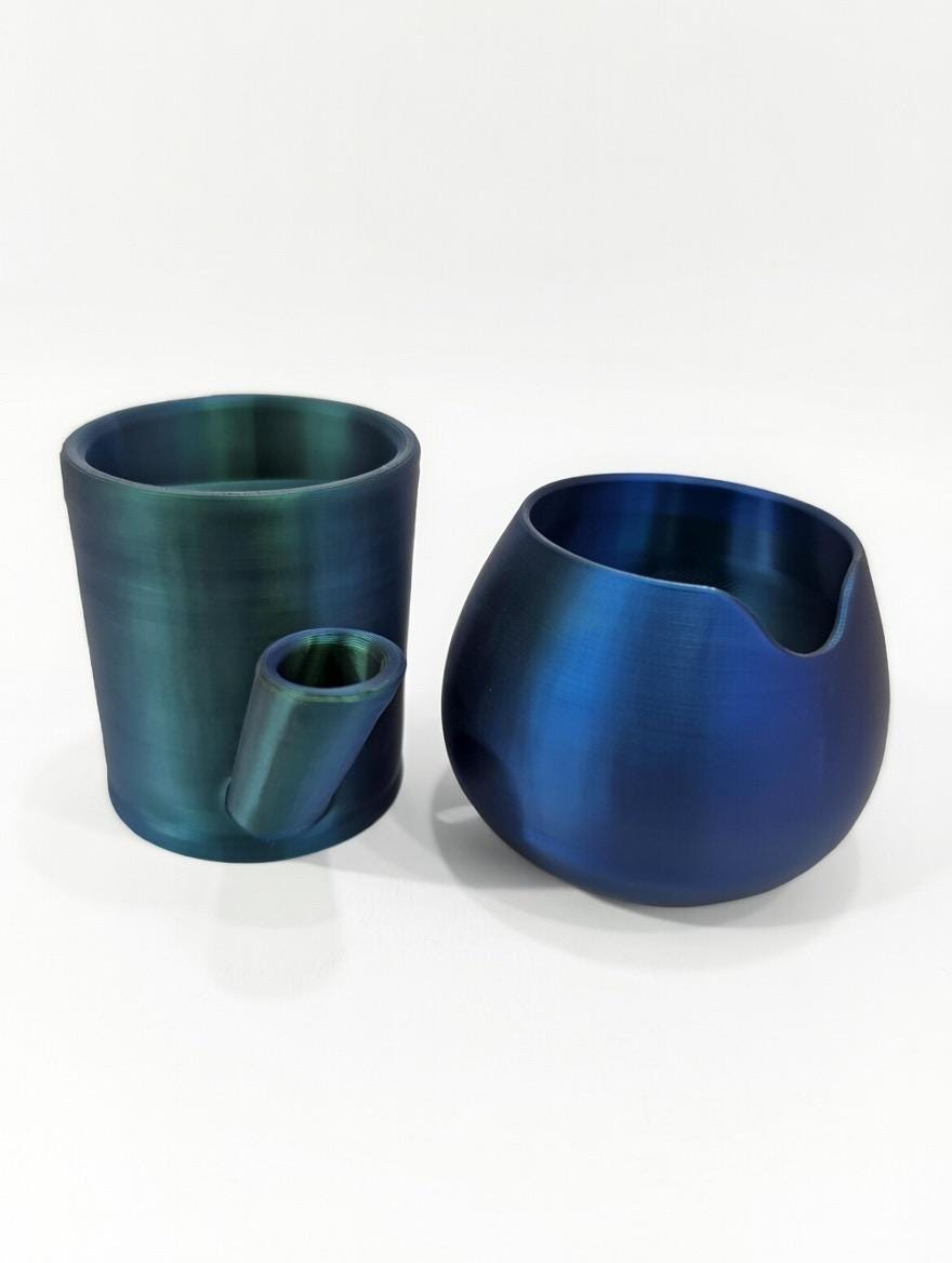 Modern Indoor Planter with Water Cup – Minimalist Plant Decor