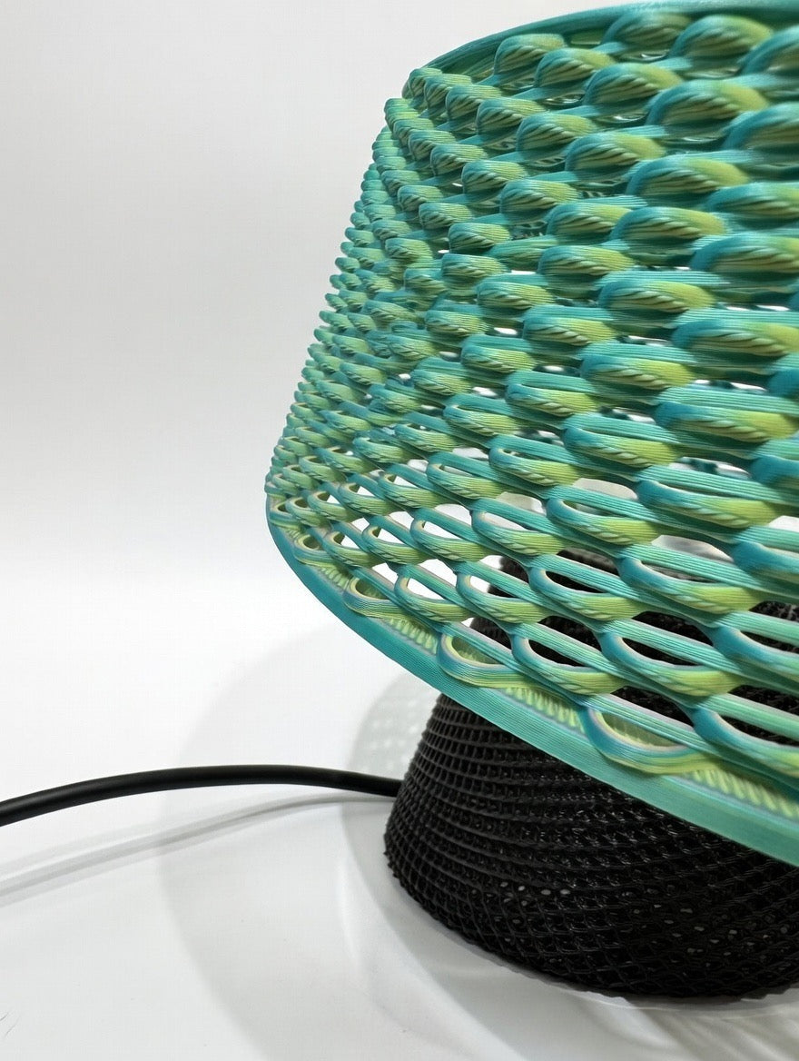 🟢 Textured Honeycomb Table Lamp | Modern 3D Printed Glow Shade