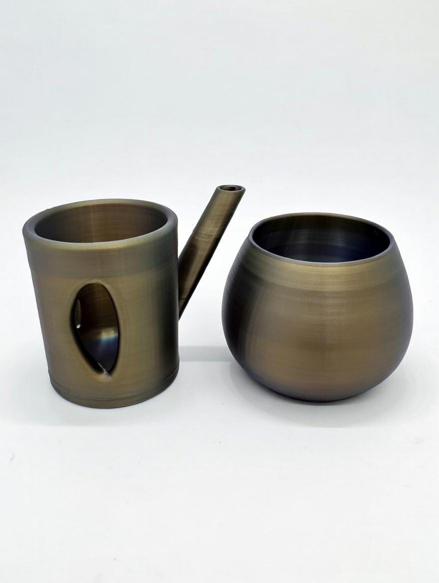 Modern Indoor Planter with Water Cup – Minimalist Plant Decor