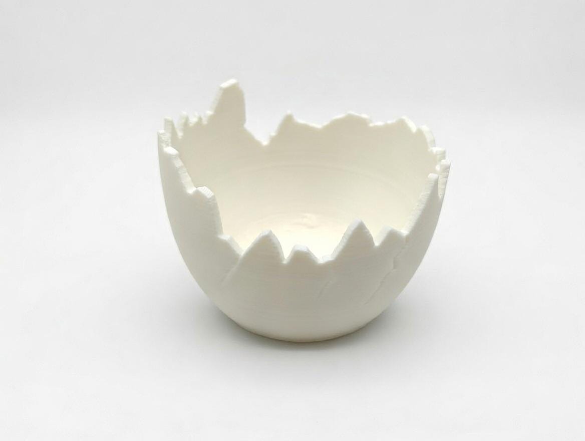 3D Printed Cracked Egg Planter – Modern Shell Bowl, Desk Organizer Tray